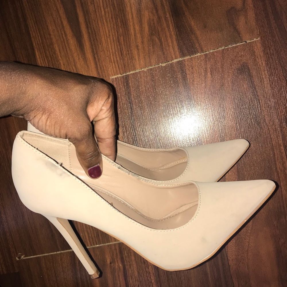 💛Nude heels💛